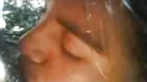 ලස්සන ඉන්දියානු මිල්ෆ්ස්