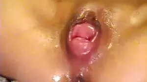 නිදහස් තරුණ අසභ්ය දැරිය